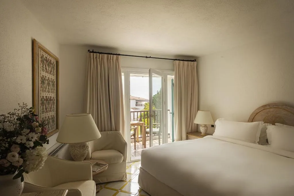 Room SUPERIOR Room, Romazzino, A Belmond Hotel, Costa Smeralda, Olbia