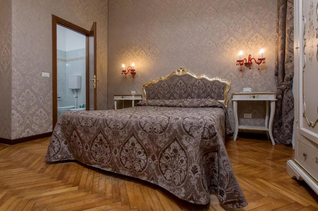 Room, Locanda Novo, Venice