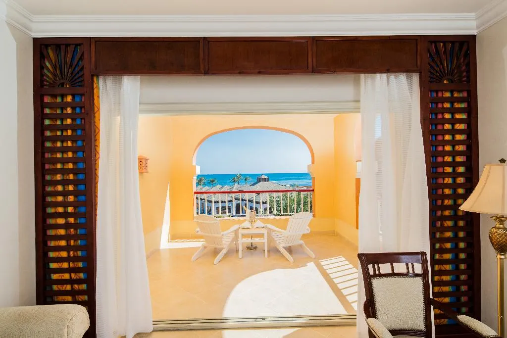 DOUBLE DELUXE SEA VIEW Room, Caribbean World, Red Sea Riviera