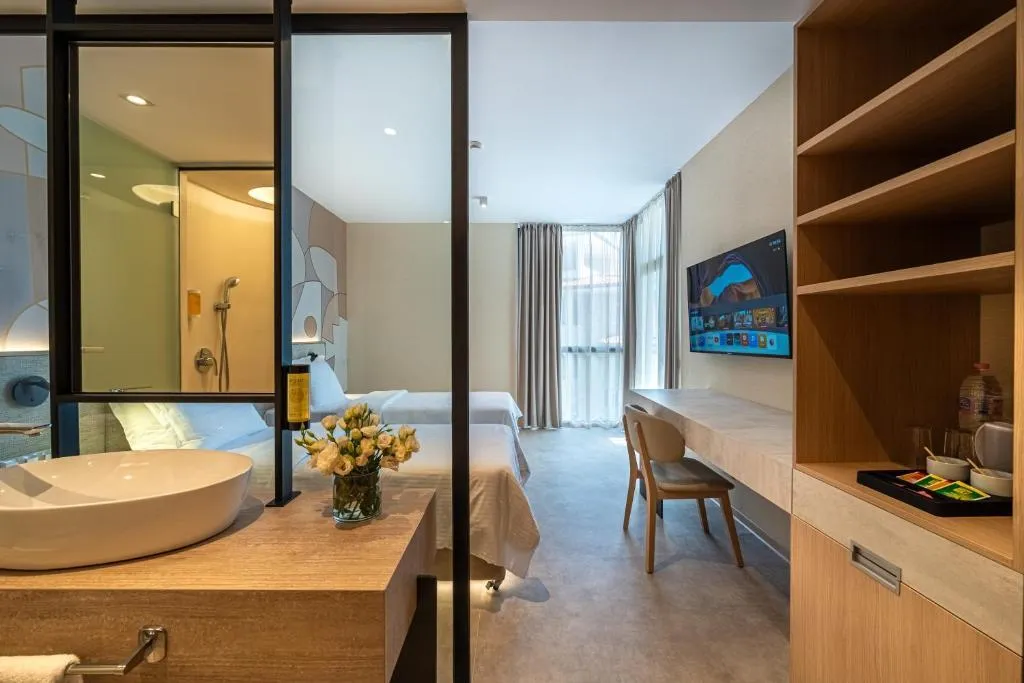 Double or Twin LAND VIEW Room, Hotel Zenith, Bourgas