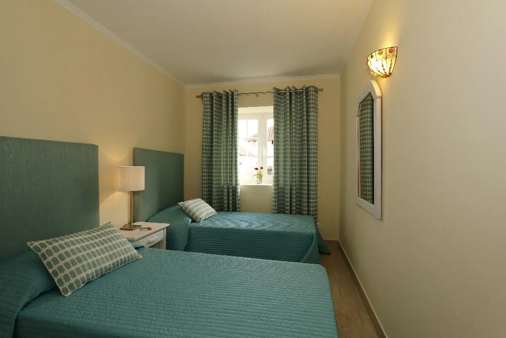 APARTMENT TWO BEDROOMS Room, Apartamentos The Old Village by Village 4u, Algarve