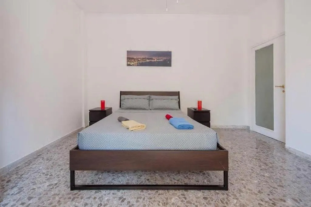 Room, Bed And Breakfast Alexander, Naples