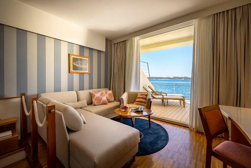 TRIPLE SEA VIEW Room, President Hotel 5*, Valamar Collection, Dubrovnik