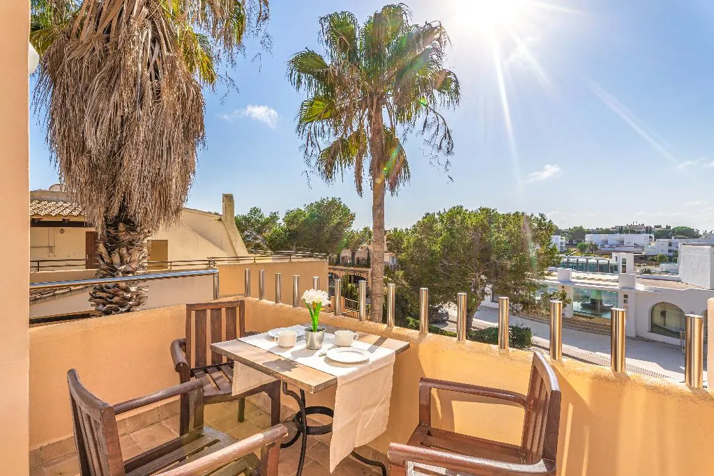 APARTMENT ONE BEDROOM Room, Playa Ferrera, Majorca