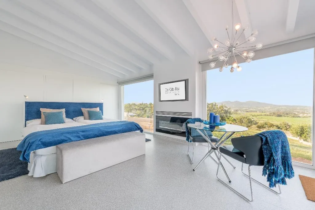 SUITE WITH PRIVATE POOL Room, Cas Cabo Nou Agroturisme ONLY ADULTS, Majorca