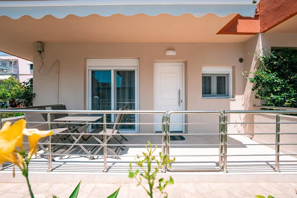 FAMILY ROOM STANDARD Room, Milonas House Apartments, Halkidiki
