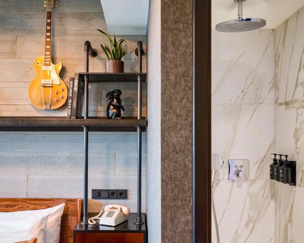 DOUBLE DELUXE Room, Sir Adam Hotel, part of Sircle Collection, Amsterdam