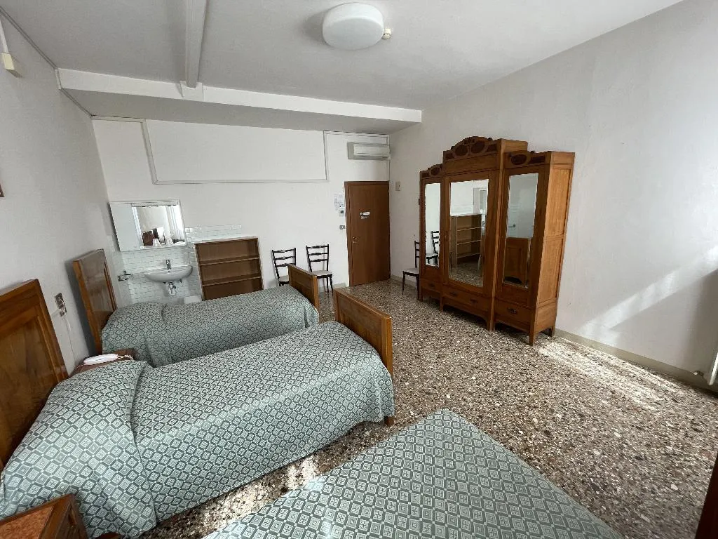 TRIPLE ECONOMY Room, Casa Caburlotto, Venice