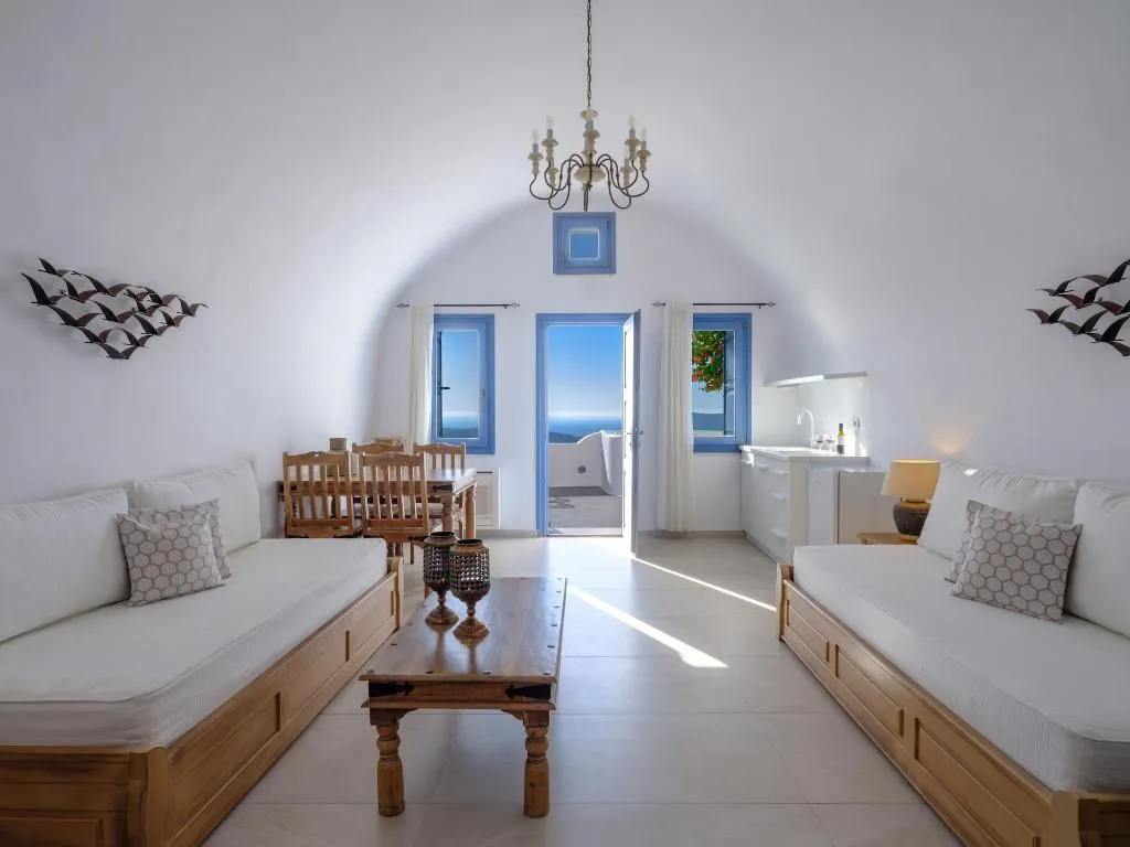 Room, Kamares Apartments, Santorini