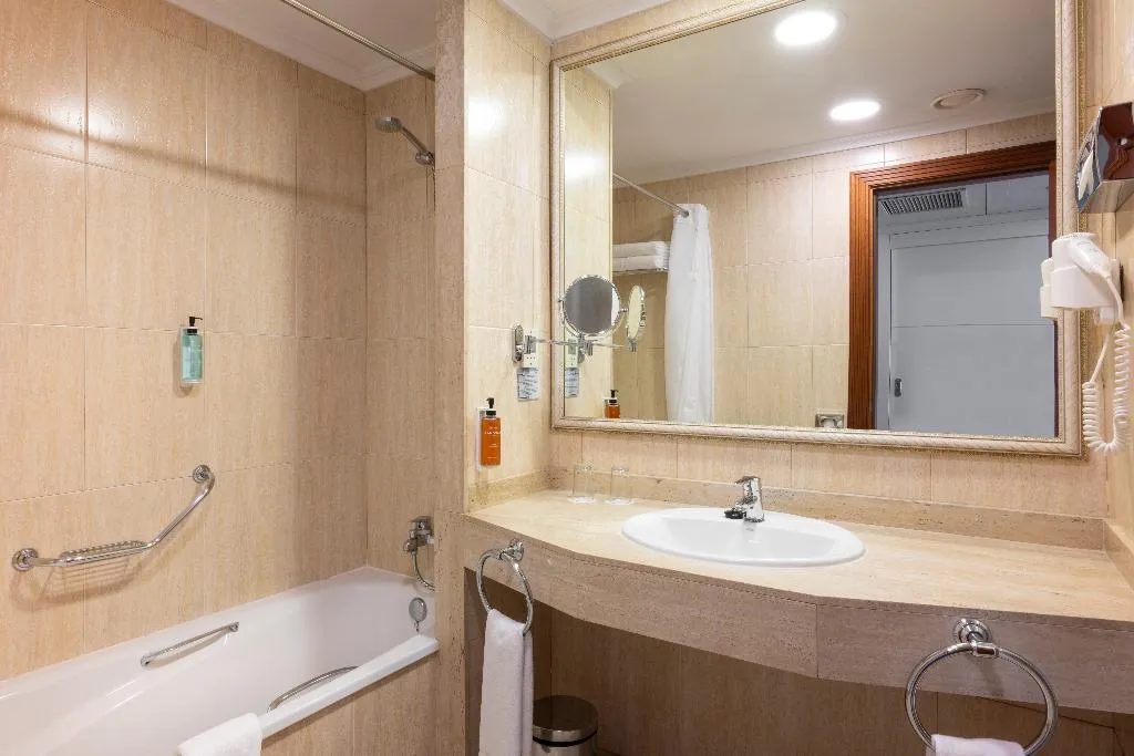 DOUBLE SINGLE USE SUPERIOR Room, Landmar Playa La Arena, La Gomera
