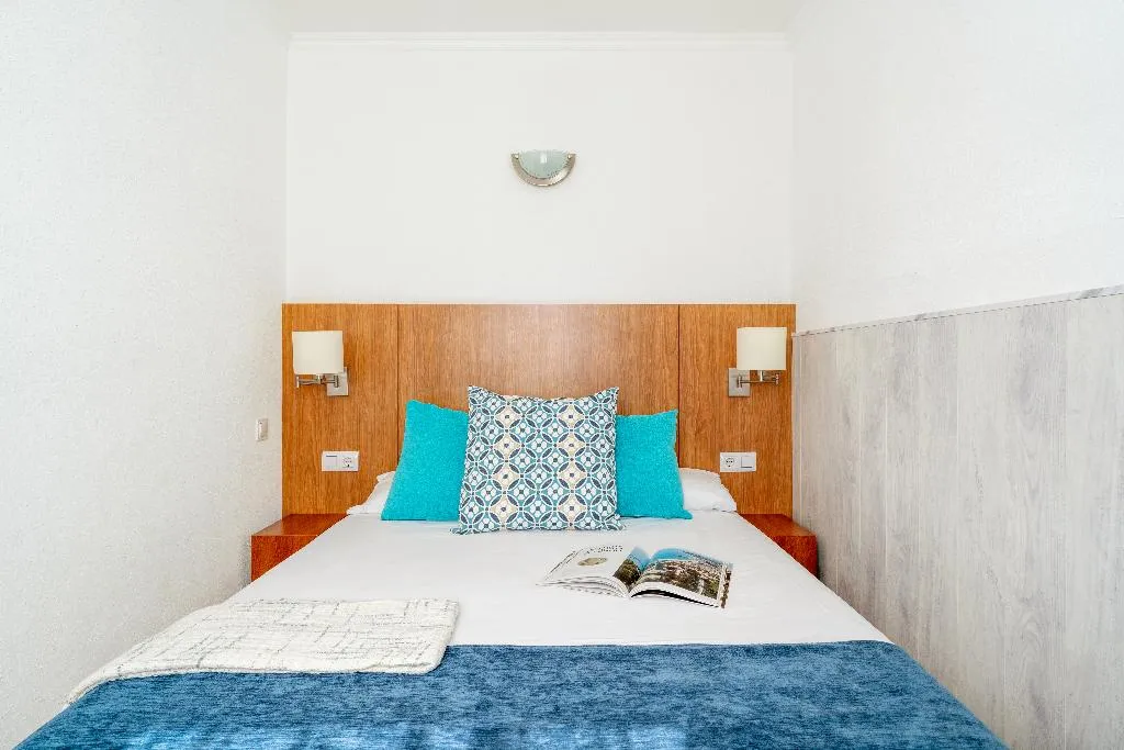 APARTMENT TWO BEDROOMS Room, Aparthotel Ona Palamos, Costa Brava