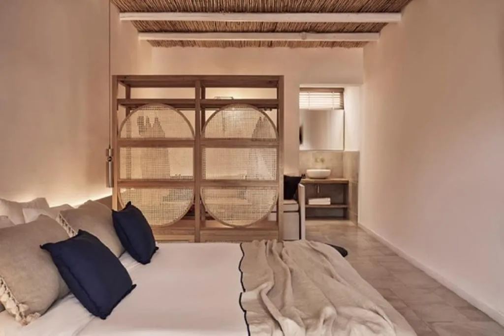 SUITE DELUXE Room, Dionysos sea side resort, Santorini