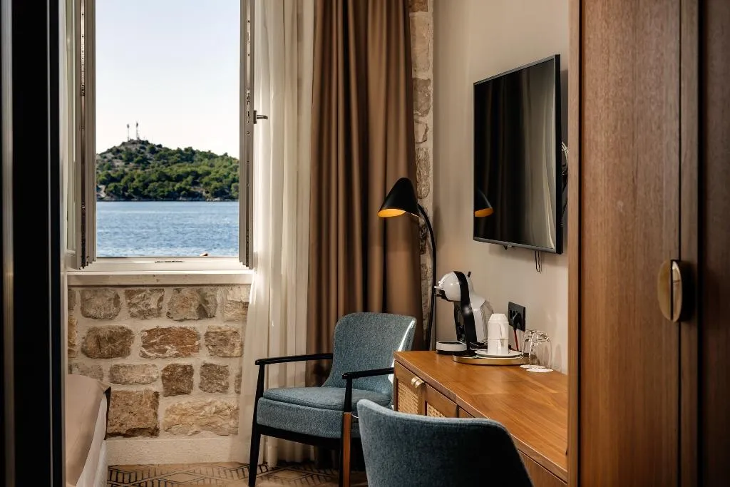 DOUBLE SUPERIOR SEA VIEW Room, Armerun Heritage Hotel & Residences, Split