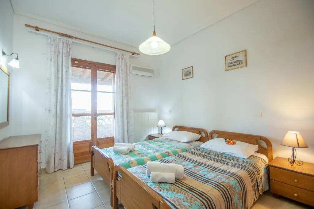 QUADRUPLE TWO BEDROOMS Room, Aeolos Zante Villas, Zante