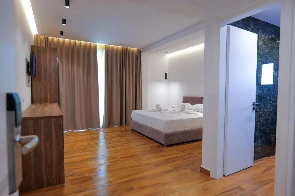 Room CITY VIEW KING BED Room, Havana, Southern Albania