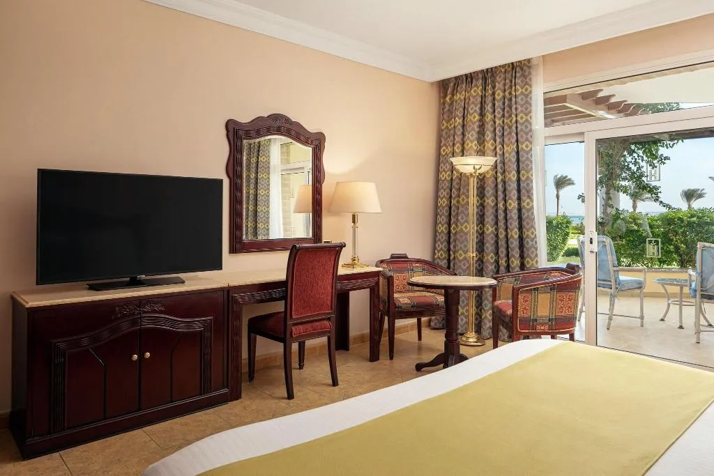 TWIN SUPERIOR SEA VIEW Room, Sentido Palm Royale, Red Sea Riviera