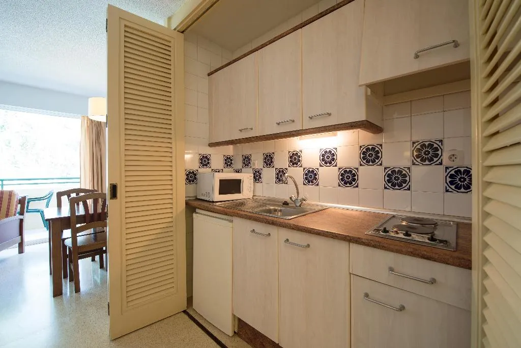 STUDIO STANDARD Room, BelleVue Club, Majorca
