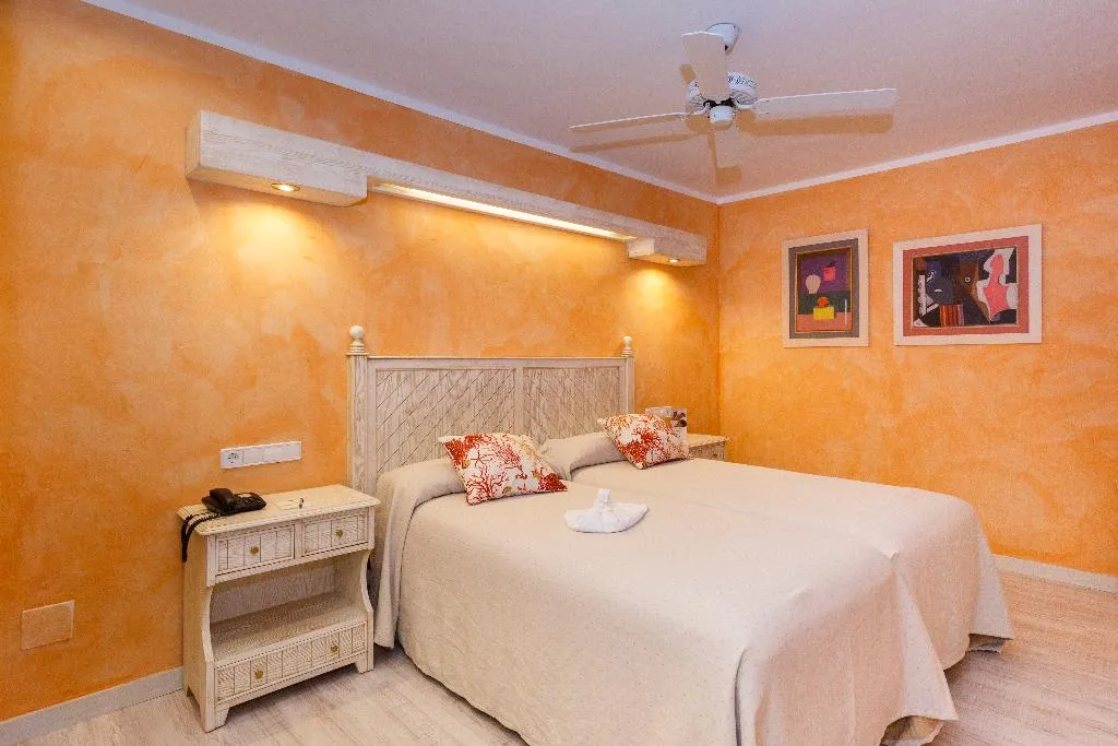 APARTMENT SEA VIEW Room, Royal Son Bou Family Club, Menorca