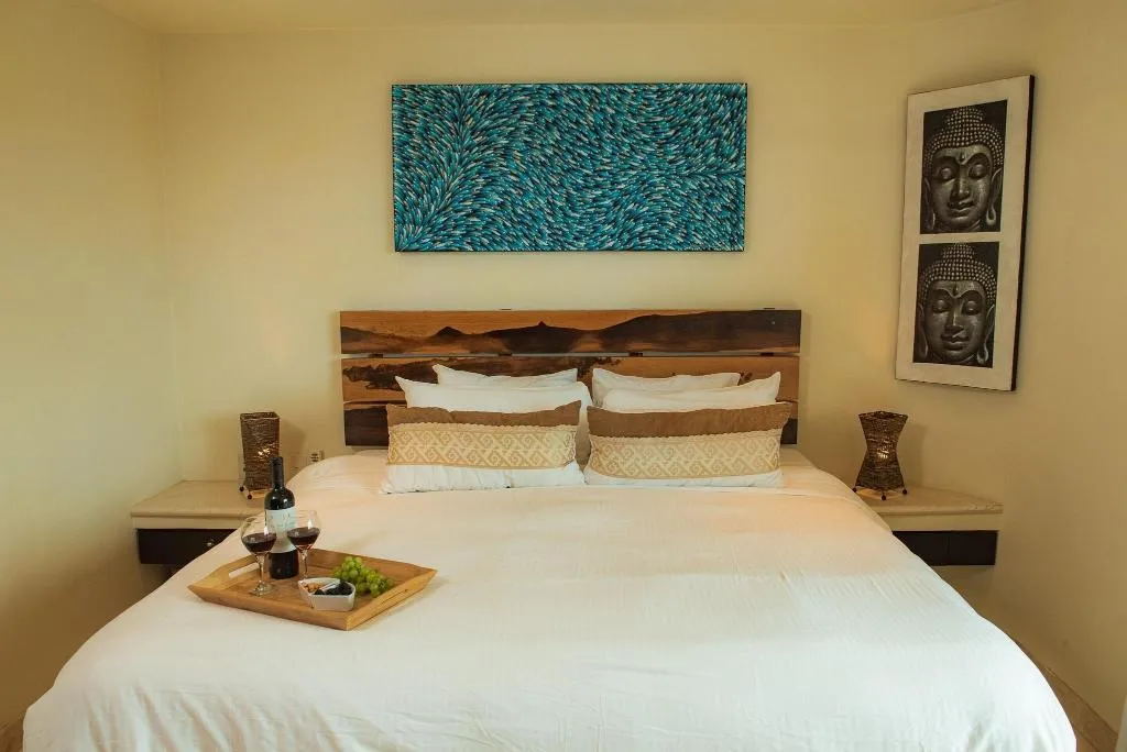 Room DELUXE KING BED Room, El Taj Ocean Front and Beachside Condo Hotel, Playa Del Carmen