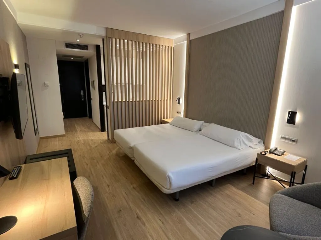 STUDIO SUPERIOR Room, Aparthotel Attica 21 Vallés, Barcelona