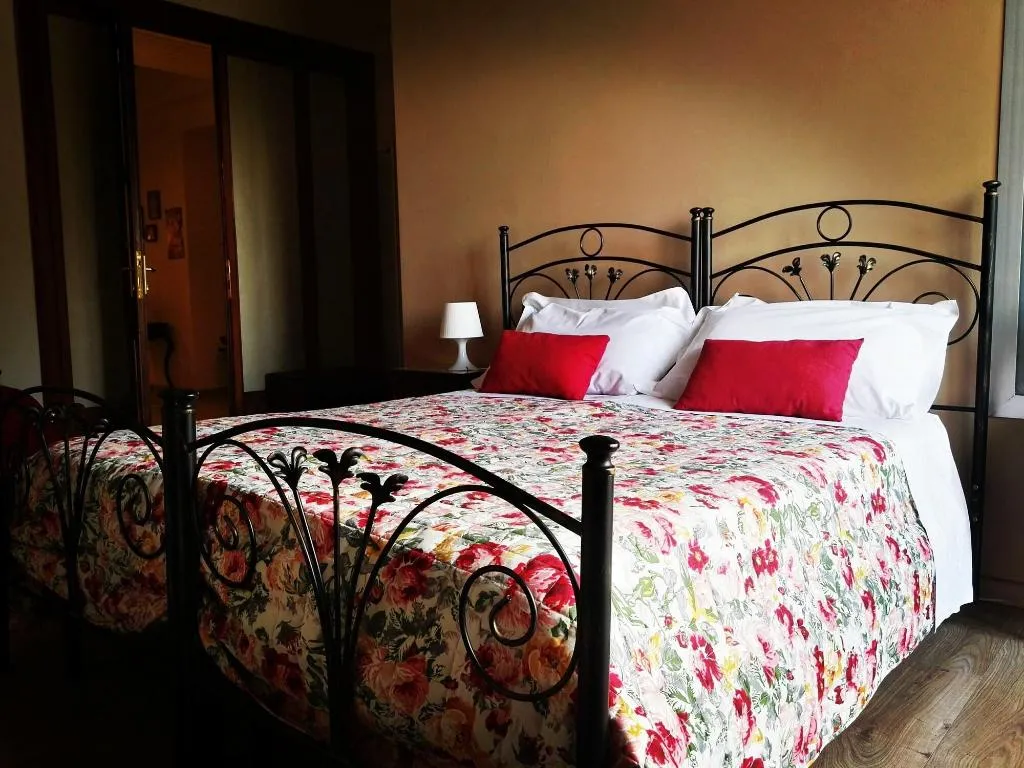 Room, B&B Acanthus, Catania