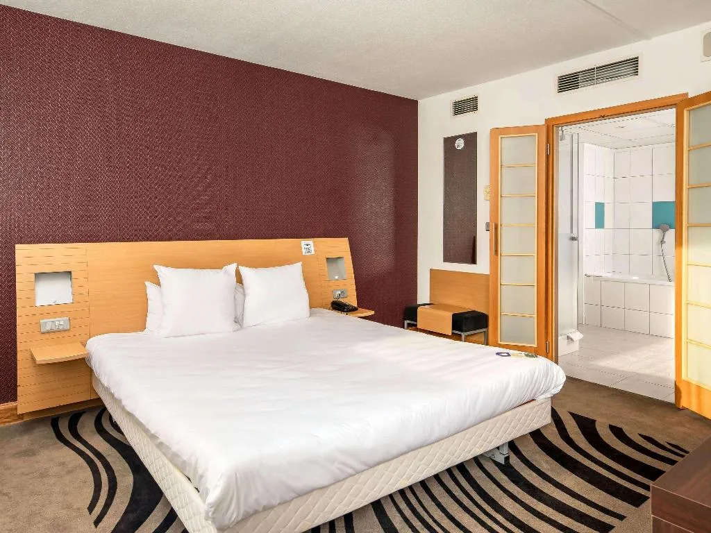 SUITE STANDARD Room, Novotel Krakow City West, Krakow