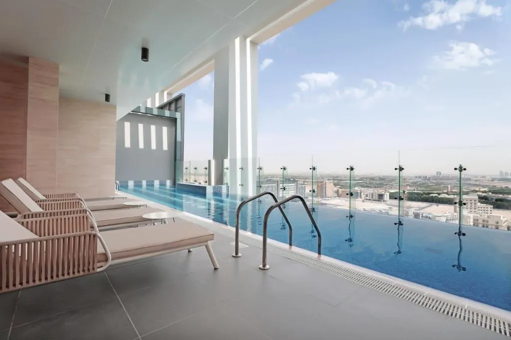 Terrace, Millennium Executive Apartments Mont Rose, Dubai