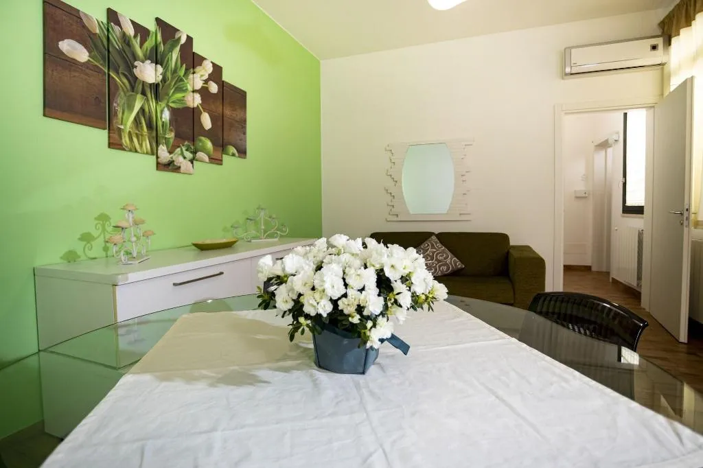 Room, Trapani Home, Palermo
