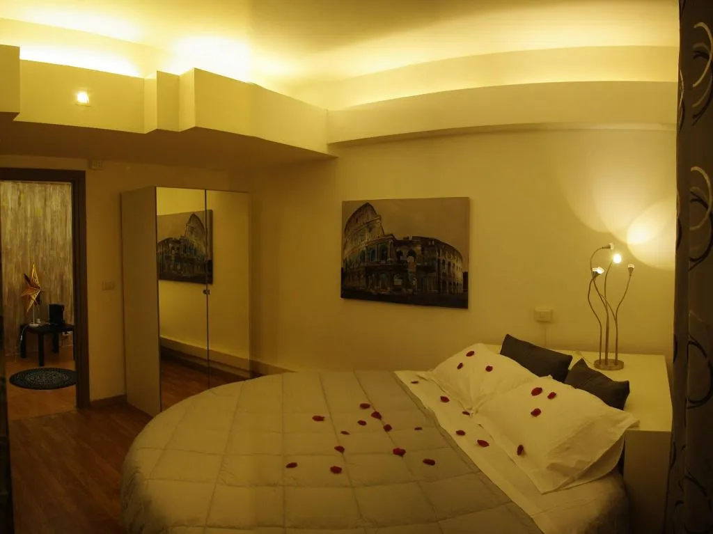 Room, Appia Avenue 639, Naples