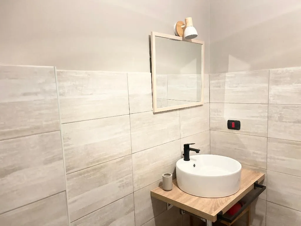DOUBLE SUPERIOR WITH BALCONY Room, Stesicoro InHabit - Catania City Center, Catania