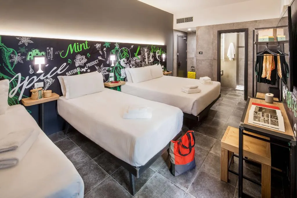 QUADRUPLE STANDARD Room, Spice Hotel, Milan