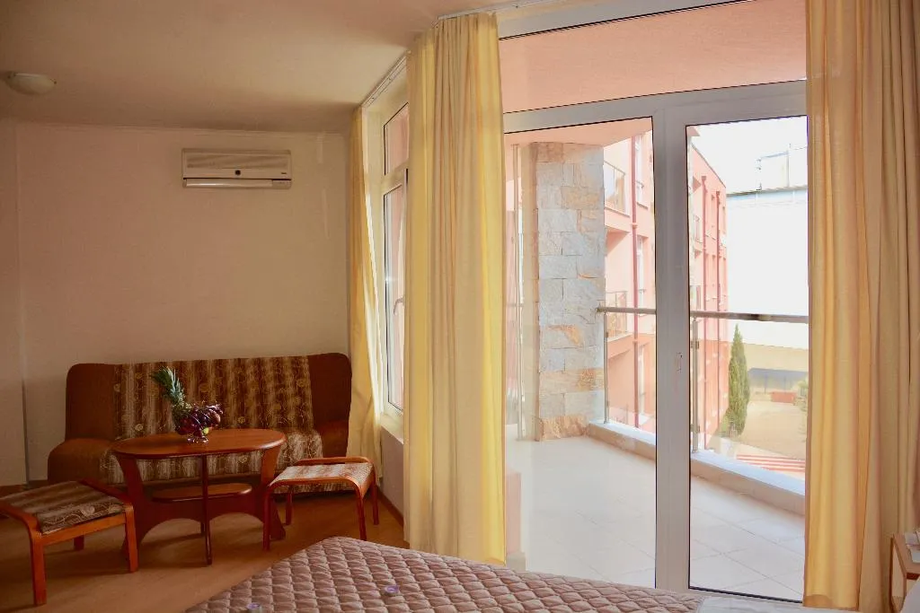 Terrace, Rainbow 2 holiday complex, Bourgas