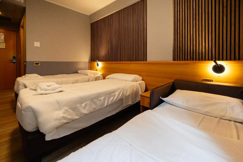 TRIPLE STANDARD Room, Scheppers Hotel, Rome