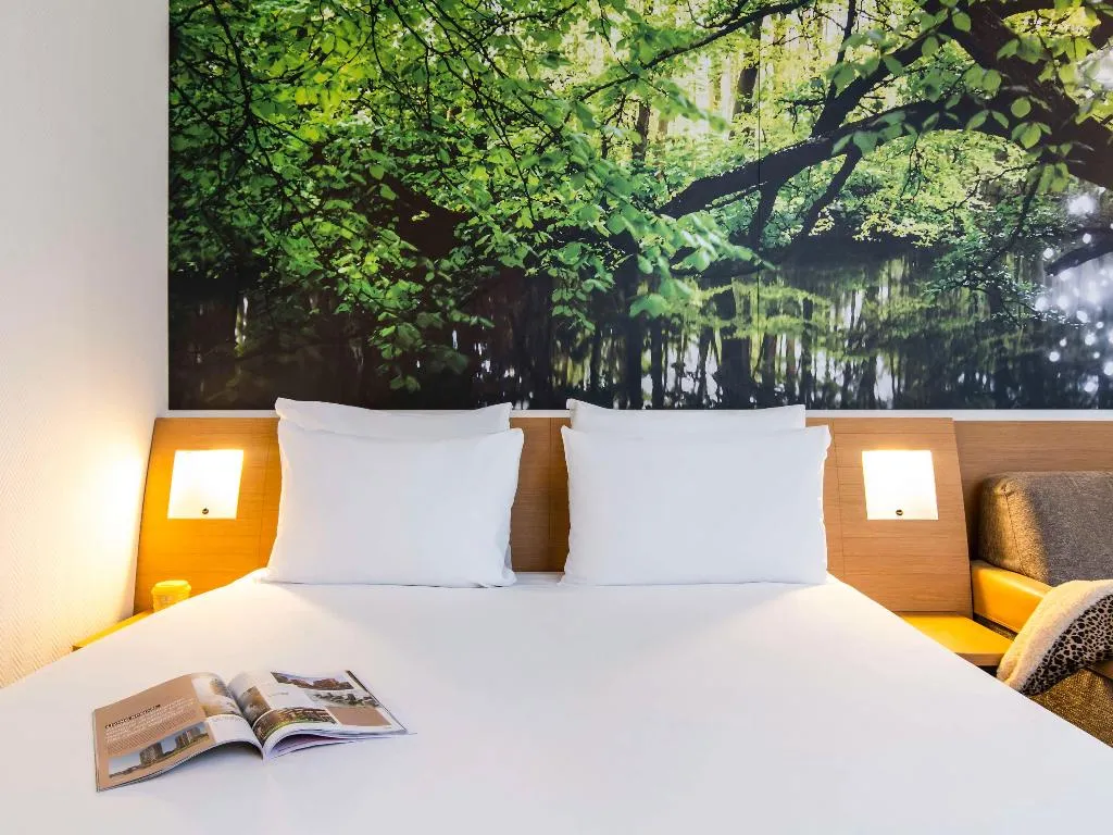 Room, Novotel Amsterdam City, Amsterdam