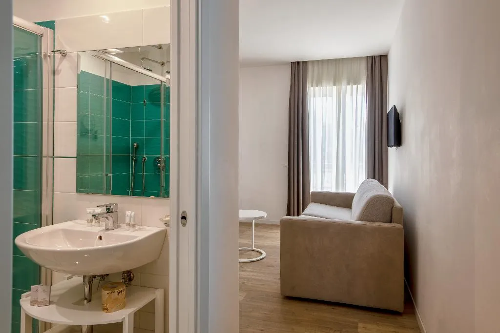 Double or Twin COMFORT Room, Hotel Isabella Sorrento, Naples