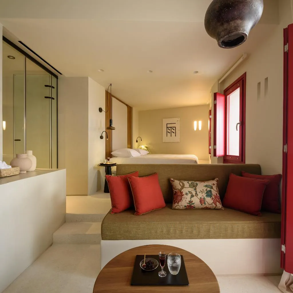 SUITE EXECUTIVE Room, Potnia Theron Suites, Santorini