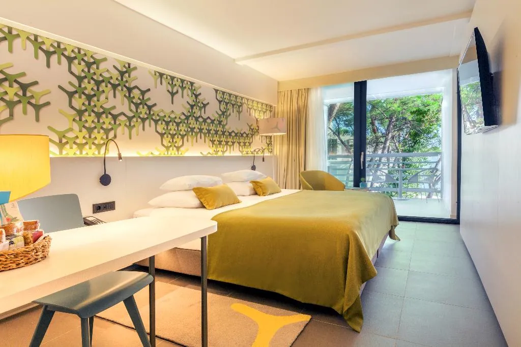 DOUBLE STANDARD Room, Bluesun hotel Berulia, Split