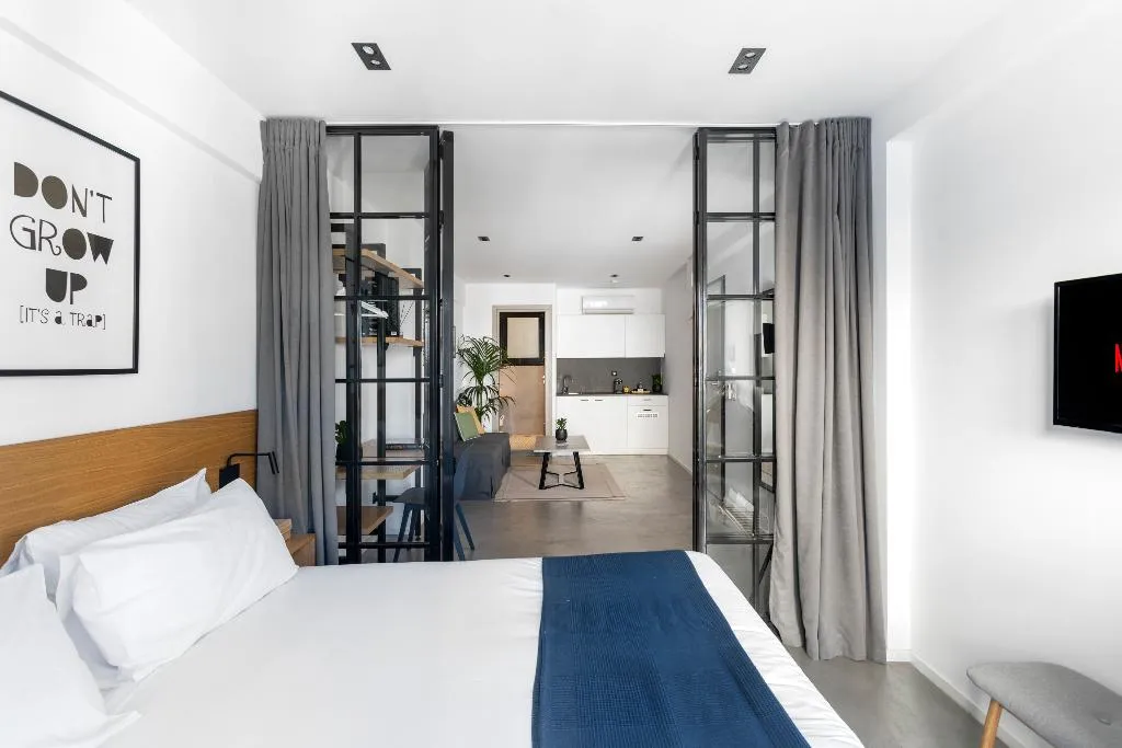 JUNIOR SUITE WITH BALCONY Room, PAME House, Athens