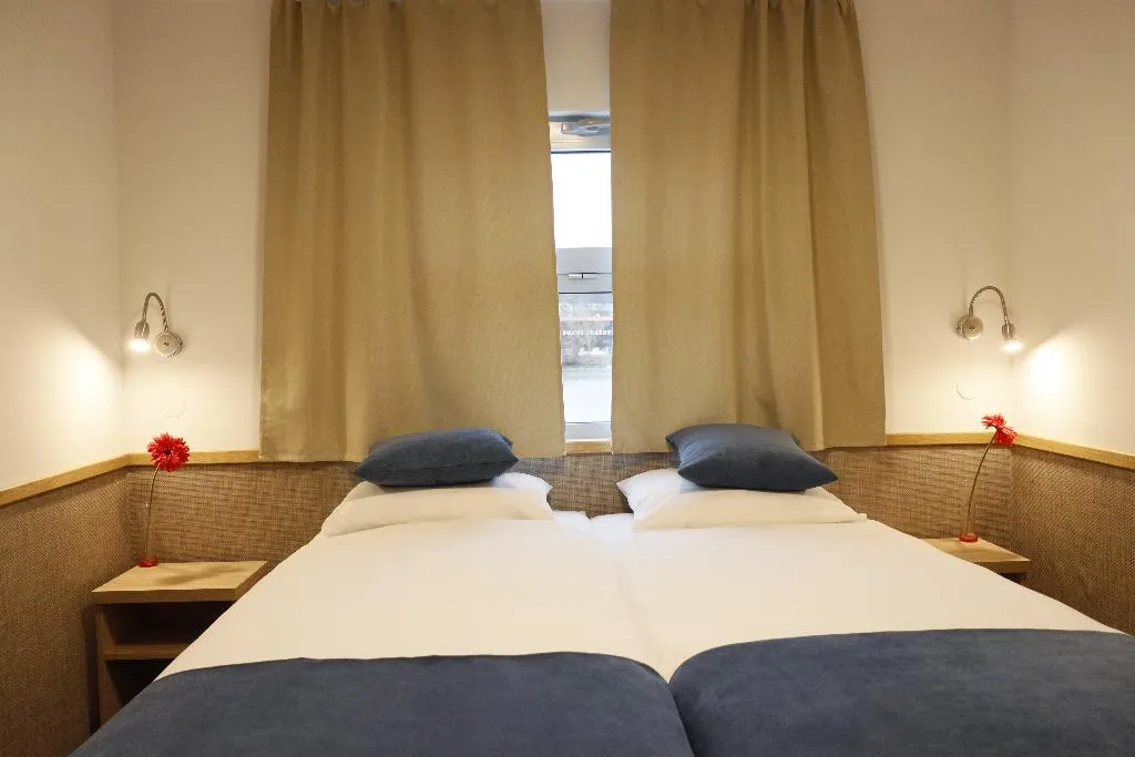 DOUBLE STANDARD Room, Botel Racek, Prague