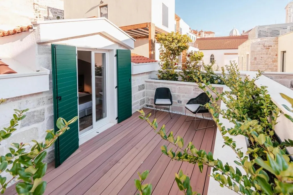 Room, Armerun Heritage Hotel & Residences, Split