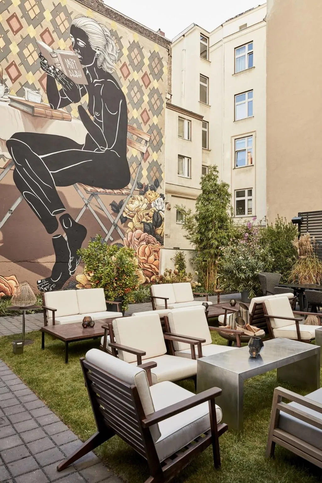 General view, Sir Savigny Hotel, Berlin