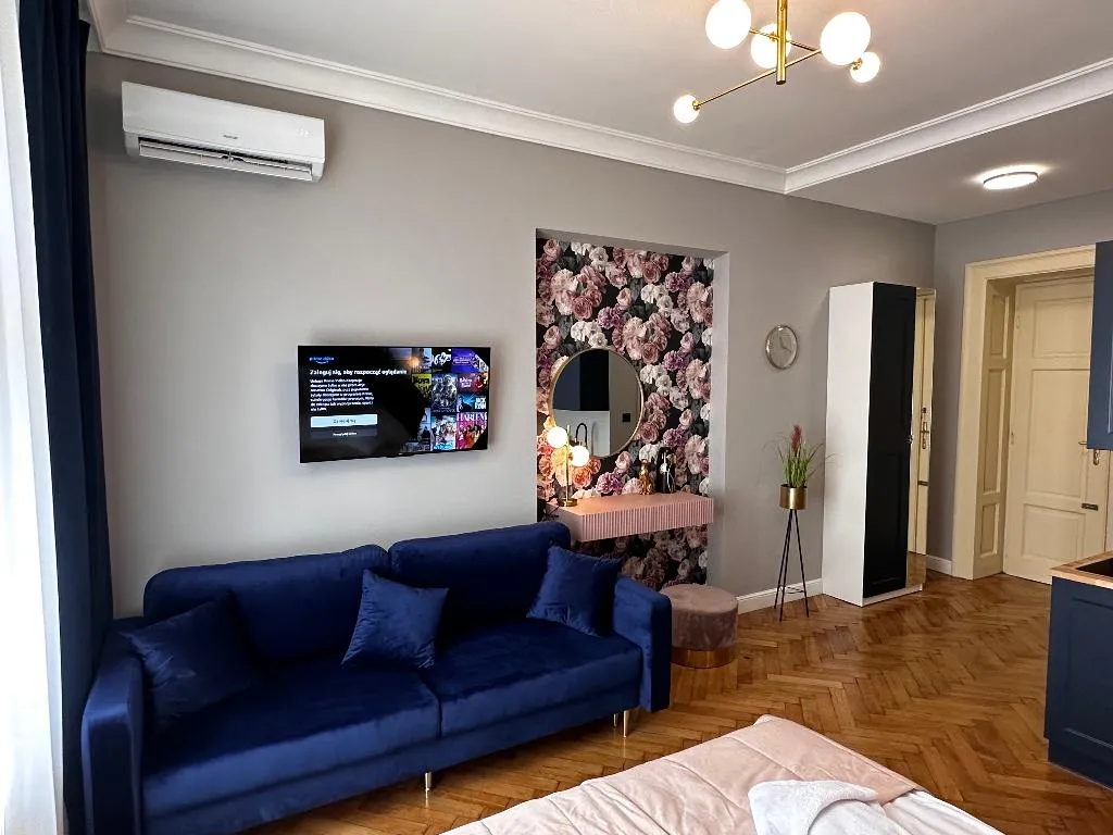 STUDIO SUPERIOR Room, The Spiski Palace Apartments, Krakow