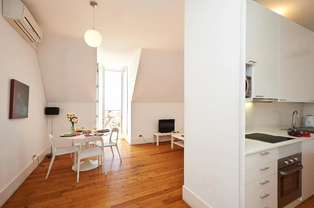 APARTMENT THREE BEDROOMS Room, Hello Lisbon Conde Barao Apartments, Lisbon