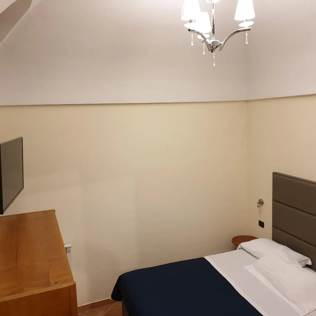APARTMENT CAPACITY 4 Room, Residence L'Incanto Sorrento, Naples