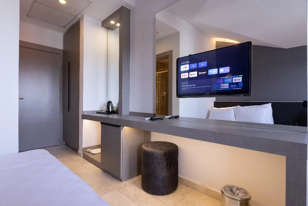 TRIPLE DELUXE Room, Three Points Boutique Hotel, Antalya