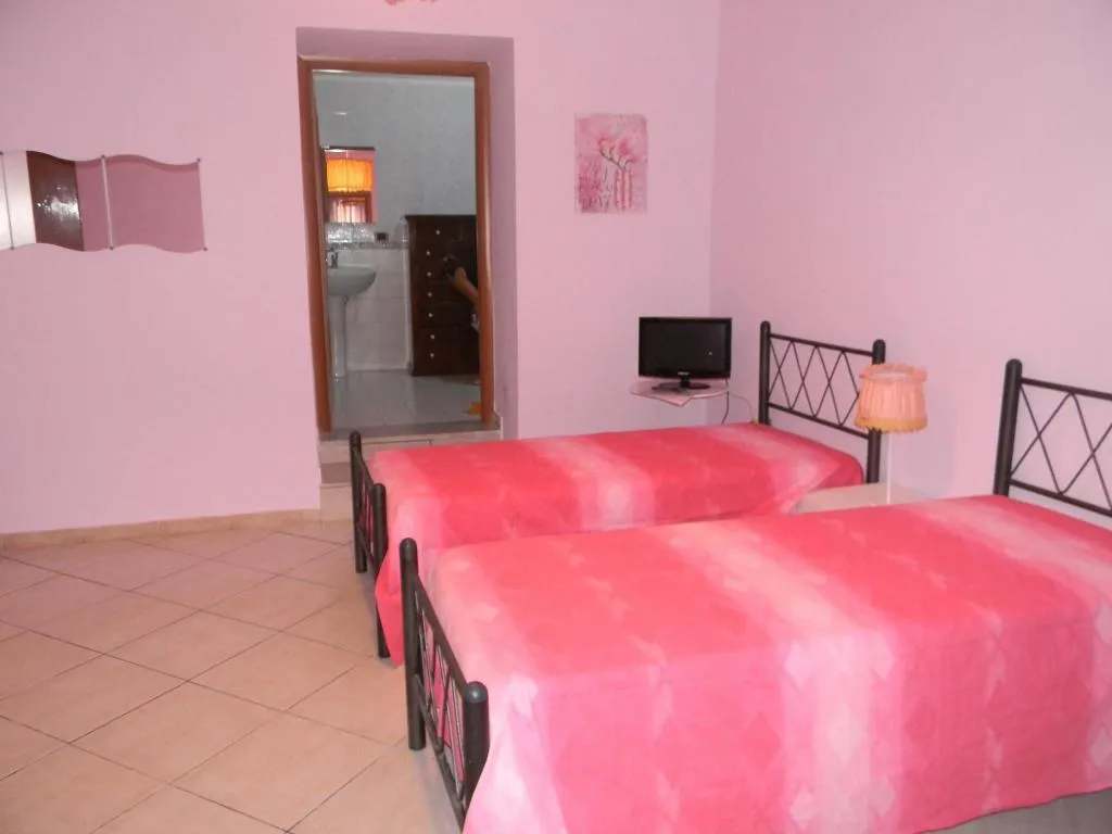 Room, Sanfralù, Naples