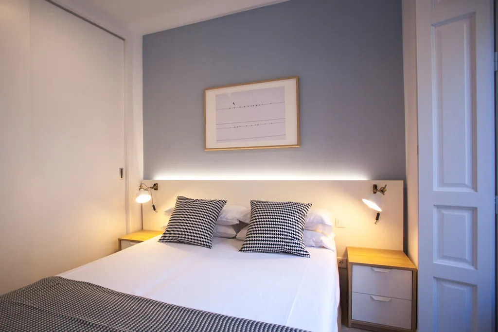 APARTMENT TWO BEDROOMS Room, Apartment in Malasaña, Madrid
