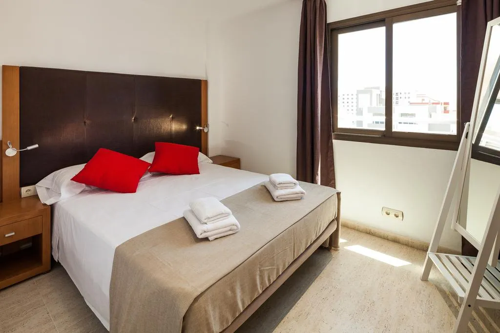 Room, Ibiza Heaven Apartments, Ibiza