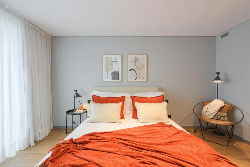 STUDIO ONE BED Room, Nôma Living Icon Apartments, Porto