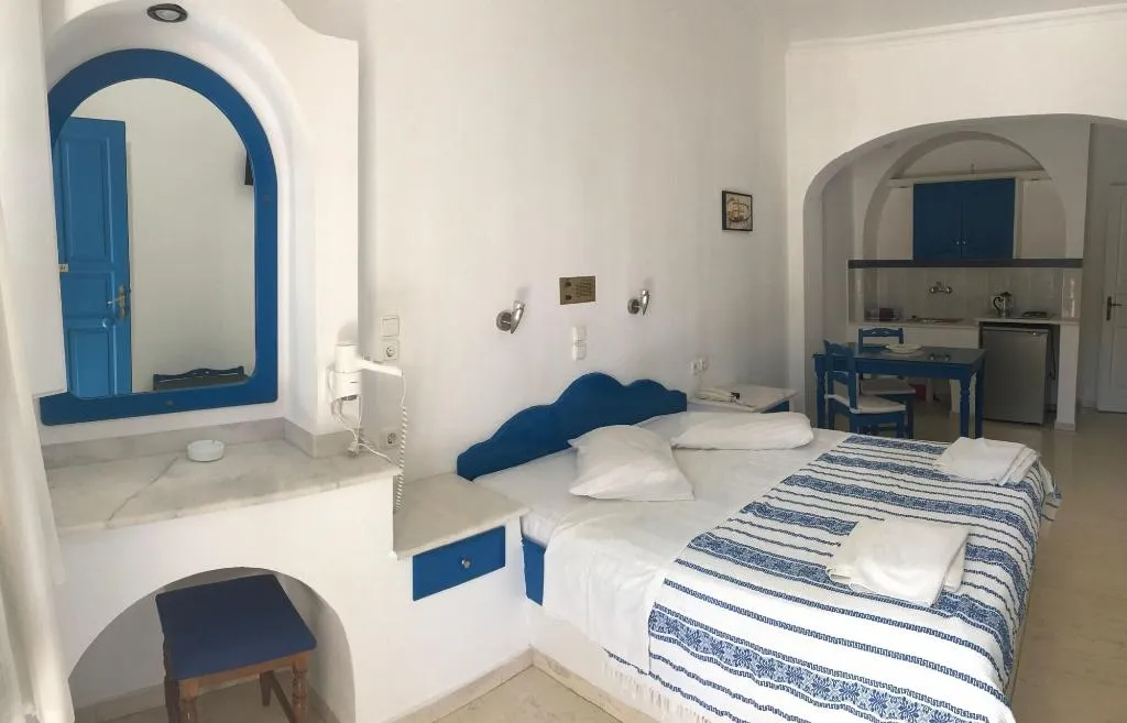 Room, Dioskouri Art Villas, Santorini
